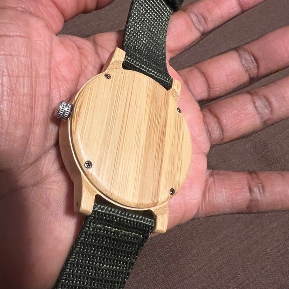 Unisex Modern Trendy Bamboo Watch with Nylon Band - Picture 9 of 9